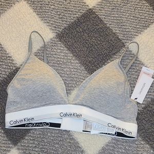 Calvin Klein Lightly Lined Triangle Bra (NEW)